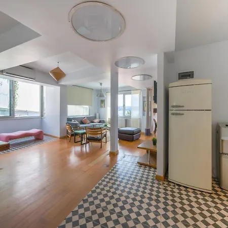 Maison Detroit Iconic 3br Triplex With Great Views Apartment Istanbul