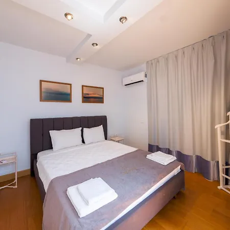 Apartment Maison Detroit Iconic 3br Triplex With Great Views Istanbul