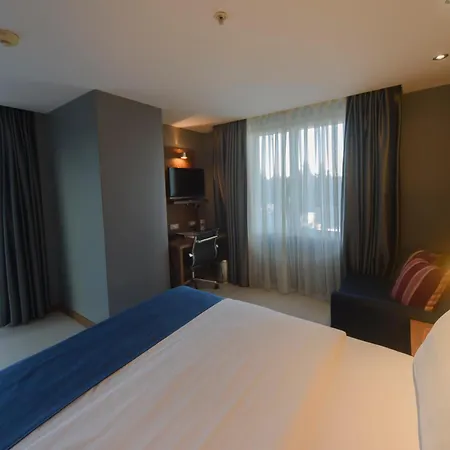 Express Istanbul-altunizade By Ihg 3*