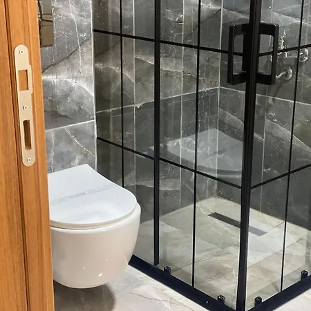 Vipinnhotels Hotel