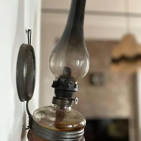 2br, 2ba, 2nd Floor Of Historical Building, Galata *