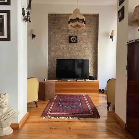 2br, 2ba, 2nd Floor Of Historical Building, Galata * Istanbul