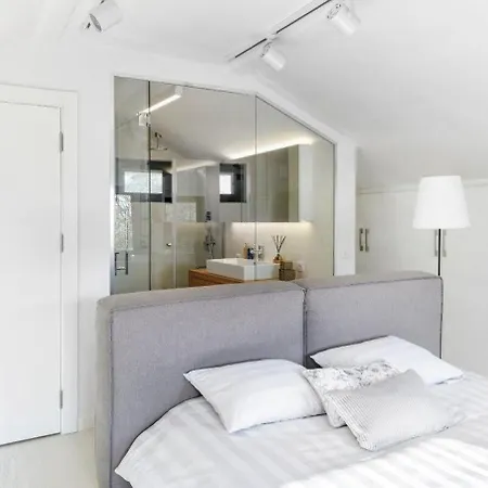 Holiday home Luxury Modern Oasis W Private Garden! #25 Istanbul