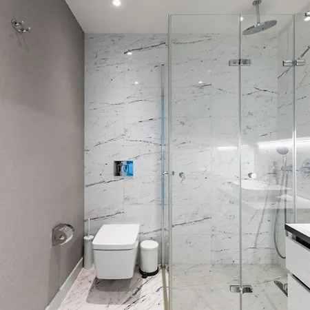 Gorgeous Modern 1bd Views W Poolgym! #255 * Istanbul