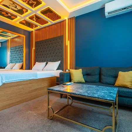 Royal Nest Hotel