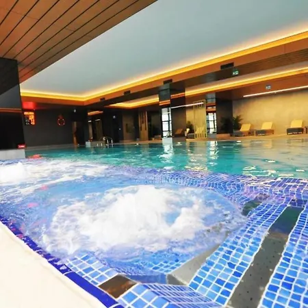 Beautiful Bright Modern 2bd2bath Poolgym! #219 Holiday home *