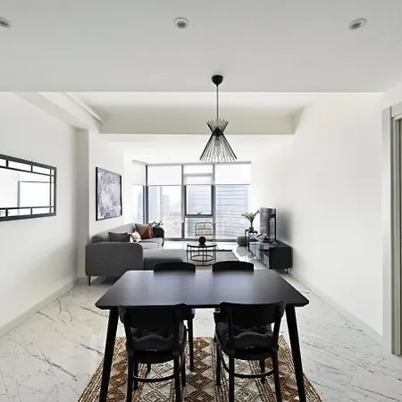 Beautiful Modern 1bd Views W Poolgym! #223 *
