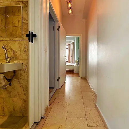 Triplex In Taksim Square With 3 Bedroom *