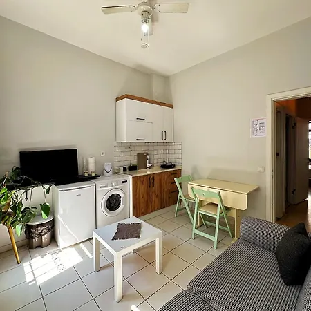 Triplex In Taksim Square With 3 Bedroom Apartment Istanbul