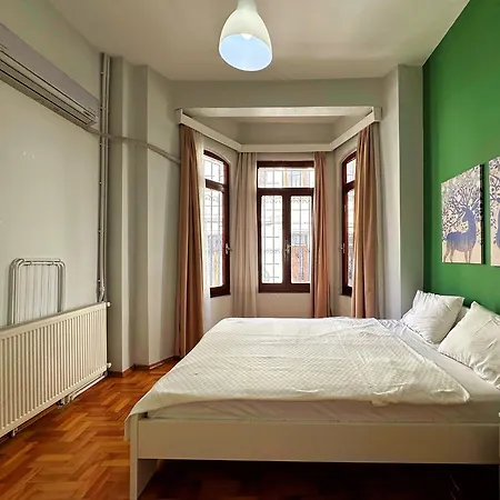 Apartment Triplex In Taksim Square With 3 Bedroom