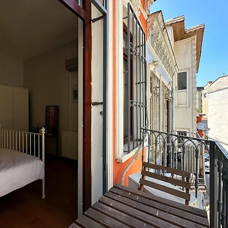 Triplex In Taksim Square With 3 Bedroom * Istanbul