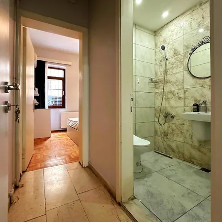 Triplex In Taksim Square With 3 Bedroom Apartment