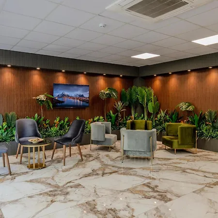 Hotel The Business Class 3*