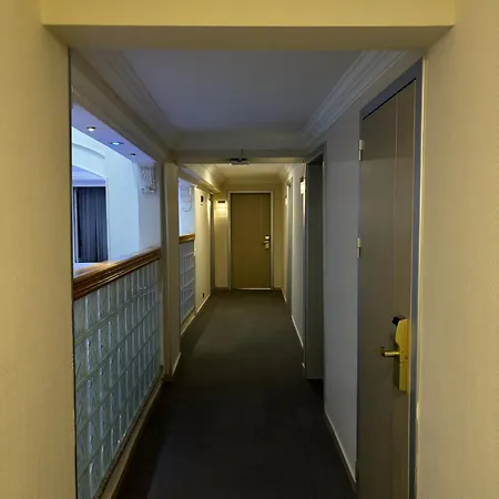 Hotel Gold 3*