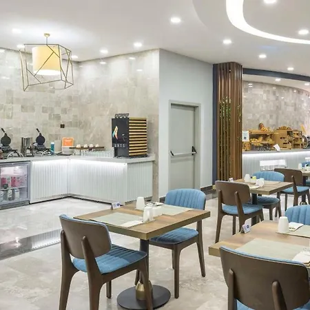 Hotel Hampton By Hilton Airport, Arnavutkoy 4*