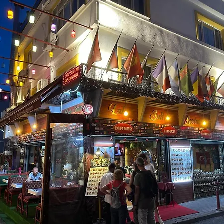 Lale Sultan Sueit Istanbul
