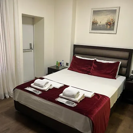 Pandora Hotel