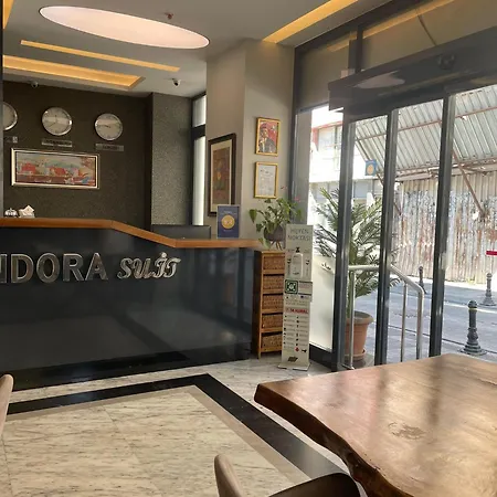 Pandora Hotel 3*
