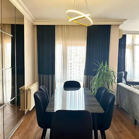 Cihangir Ekinci Plaza Apartment