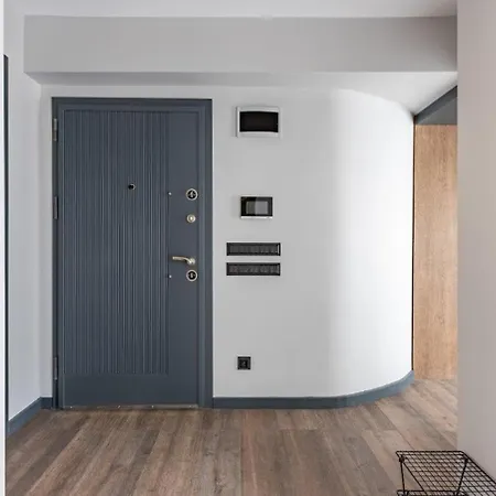Cozy Bright Wparking 2bd1bath Home!#338 * Istanbul