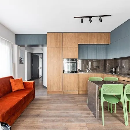 Charming Bright New 2bd1bath Wparking!#339 Apartment *
