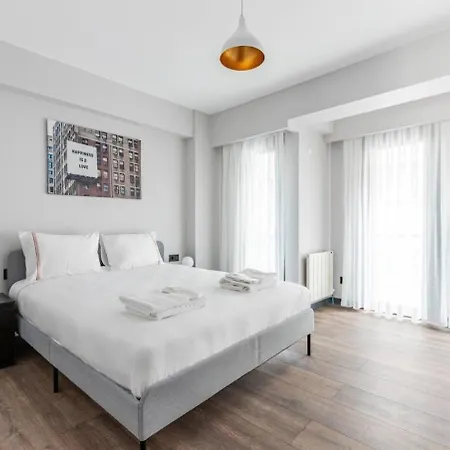 Charming Bright New 2bd1bath Wparking!#339 Apartment