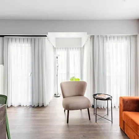 Charming Bright New 2bd1bath Wparking!#339 Apartment *