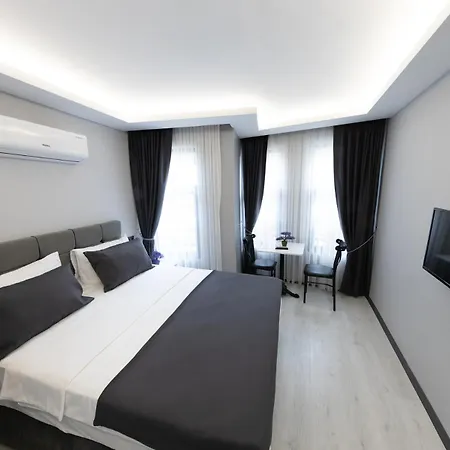 Aya Langa Aparthotel