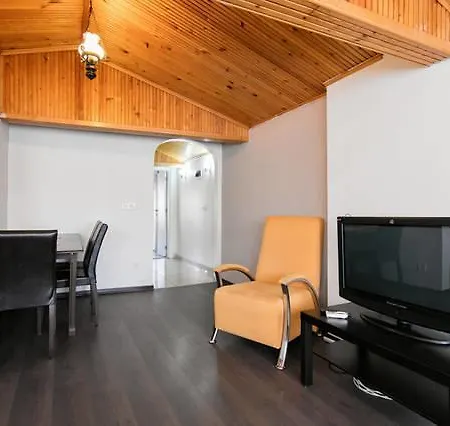 Cmy Aparthotel 3*