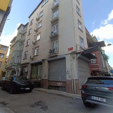Taksim Dora Apartment