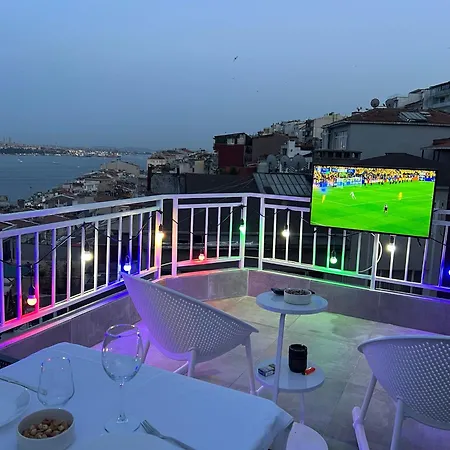 Comelivego Cihangir *