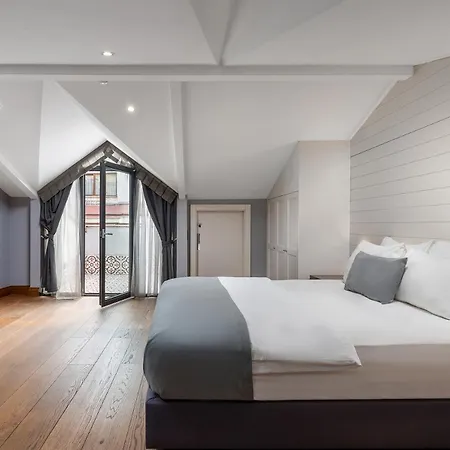 Urban Quarters - Asmali Mescit Istanbul