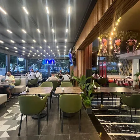 Star City Hotel 2*