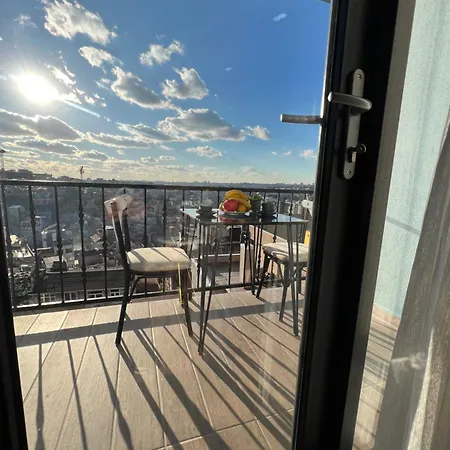 Taksim Larissa Aparthotel