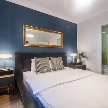 Exclusive Flat With Balcony In Nisantasi Istanbul