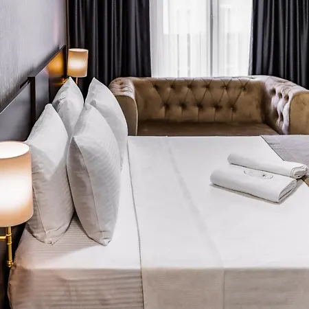 Hotel Mays Royal