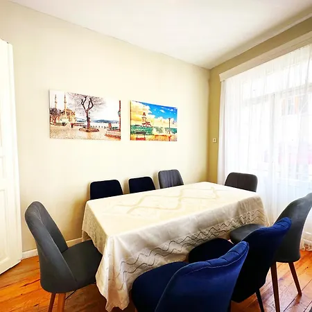 Hkn Large Four-bedroom House In A Location2 Apartahotel