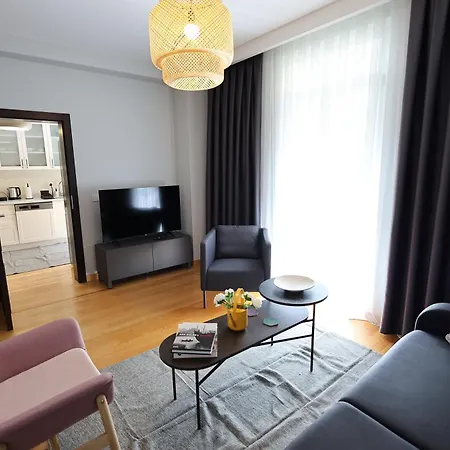 Istanbul Guesthouse アパートホテル イスタンブール