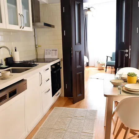 Istanbul Guesthouse アパートホテル イスタンブール