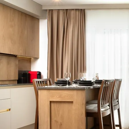 Apartament Marmada *