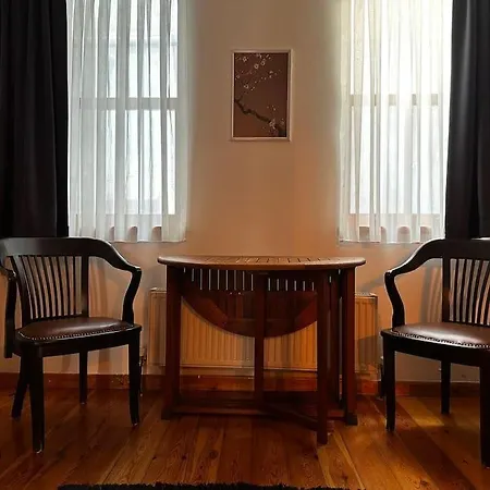 2br, 2ba, Ground Flr Of Historical Building, Galata Appartement