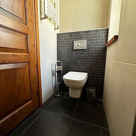 2br, 2ba, 4th Floor Of Historical Building ,galata * Istambul
