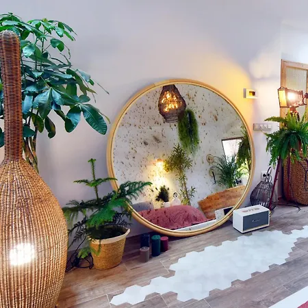 Boheme House With Bathtub & Terrace * Istanbul