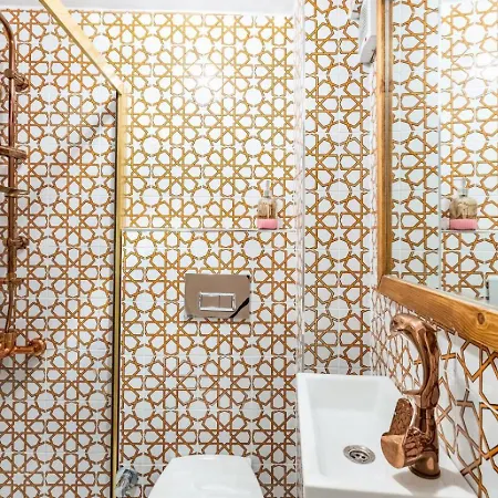 Gorgeous House With Refreshing Garden In Besiktas Appartamento Provincia di Istanbul