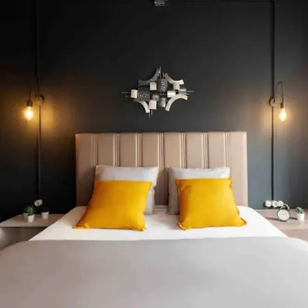 Aparthotel No11 *