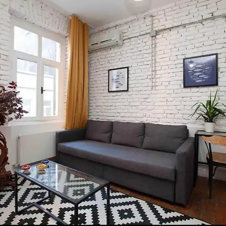 Aparthotel No11 *