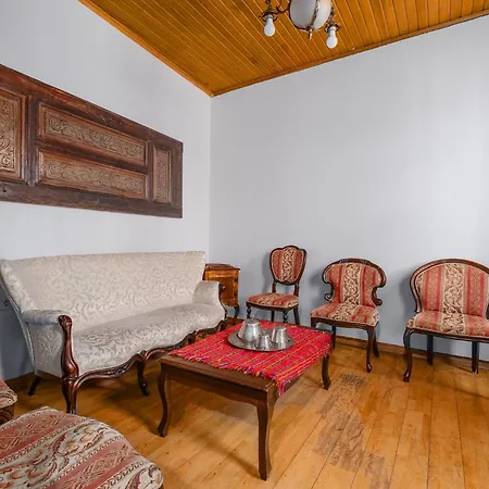 Luxurious Ottoman Style Mansion In Fatih