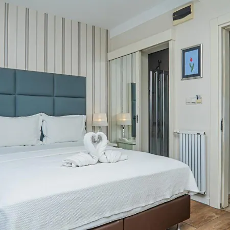 Hotel (adults Only)