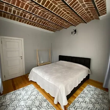 Apartment Tekfur Sarayi Ve Kariye Muezesi Yakininda Tarihi Ev *
