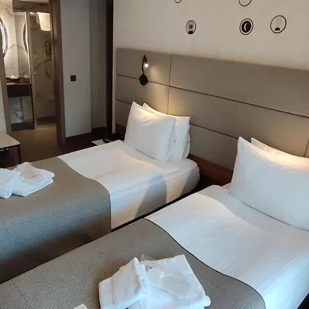 Cihangir Bosphorus 4*